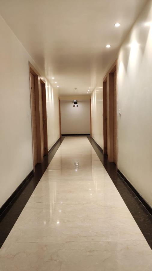 Hotel Poseidon Inn Lakhnau Kültér fotó