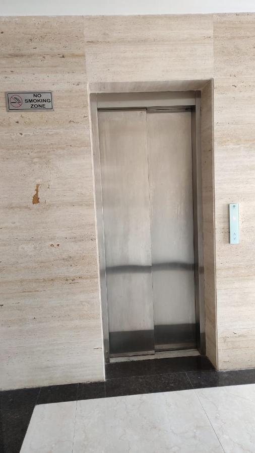 Hotel Poseidon Inn Lakhnau Kültér fotó